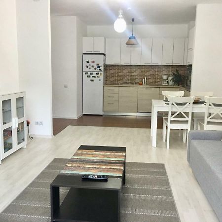 Nature View Apartment Braşov Extérieur photo